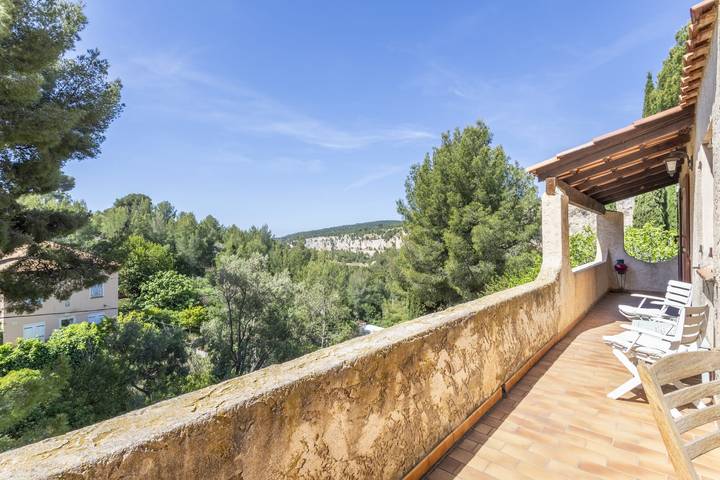 Ferienwohnung für 6 Personen, mit Balkon und Terrasse sowie Garten in Cassis - 3