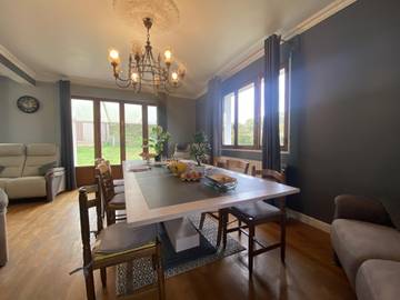 Maison De Vacances pour 10 Personnes dans Wadelincourt, Ardennes, Photo 2