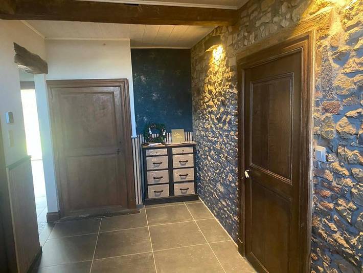 Location de vacances pour 15 personnes, avec jacuzzi ainsi que jardin et terrasse à Momignies - 4