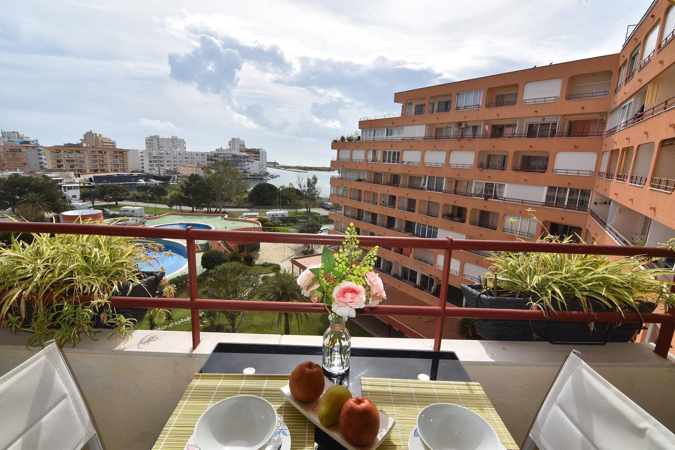 Estudio entero, Descubre este encantador estudio en Santa Margarita, Roses! in Santa Margarida, Roses