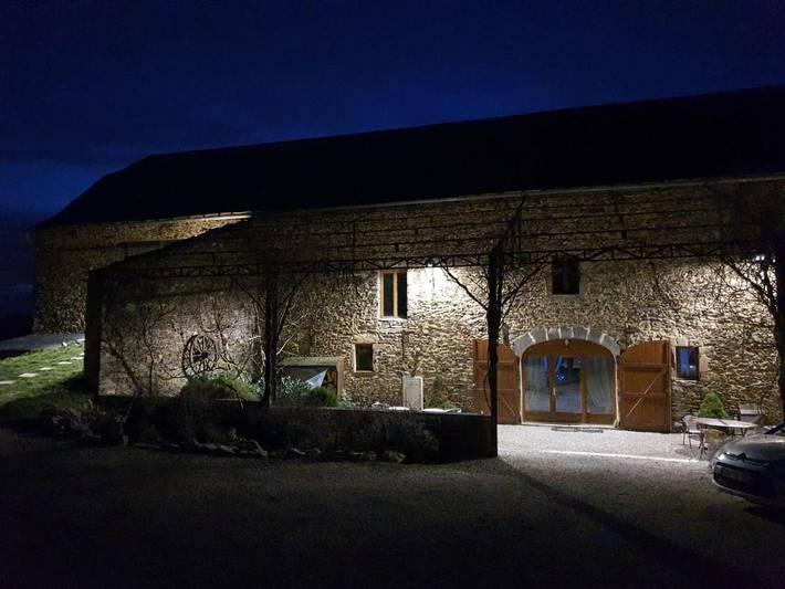 Maison de vacances pour 8 personnes, avec jardin ainsi que vue et piscine, animaux acceptés dans l' Aveyron - 2