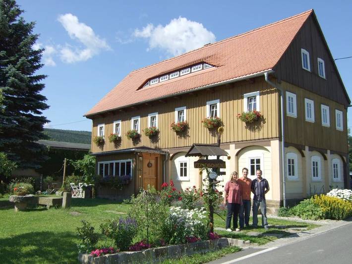 Ferienwohnung für 3 Personen, mit Garten und Ausblick