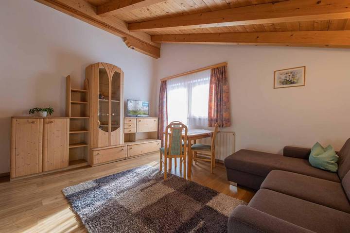Ferienwohnung für 3 Personen, mit Balkon und Terrasse sowie Garten und Pool in Neustift im Stubaital - 4