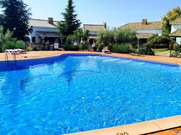 Casa rural para 6 personas, con vistas además de piscina y jardín en Sierra de Cazorla