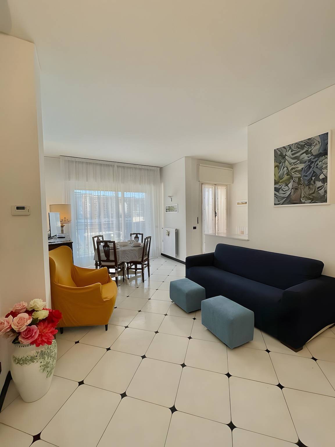 Hel lejlighed, Ferielejlighed for 6 personer med balkon in San Remo, Sanremo Kommune