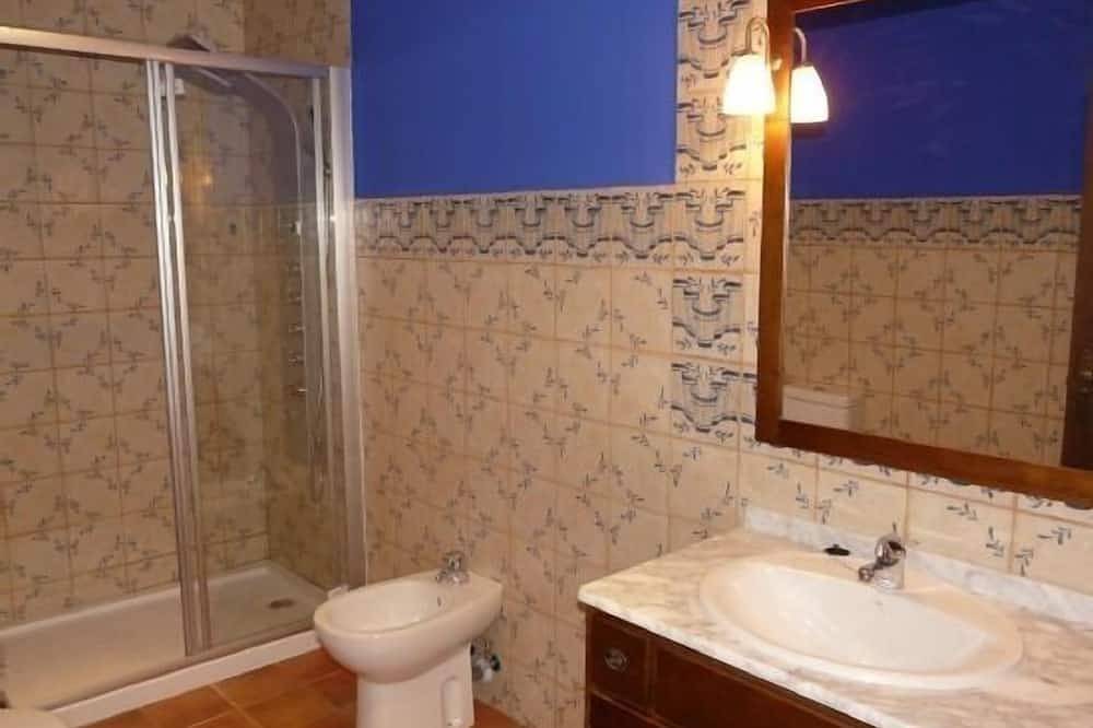 Rural apartment La Noguera for 17 people in Villamiel, Sierra de Gata