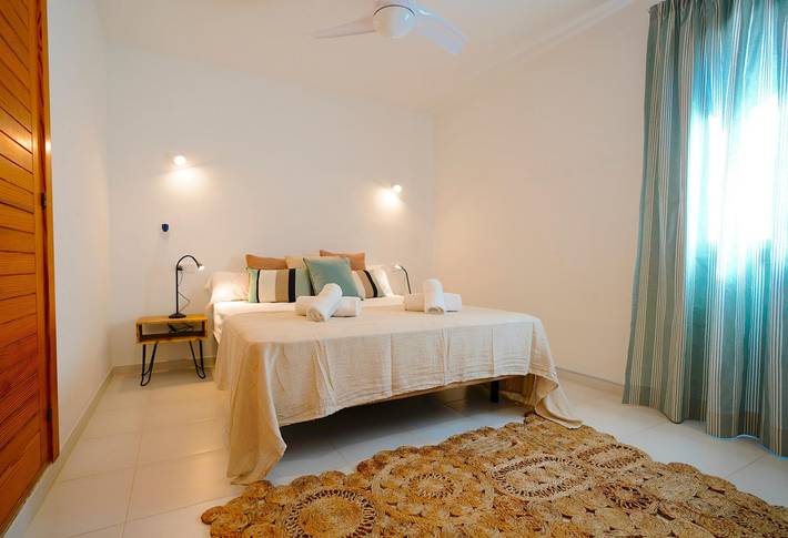 Ferienwohnung für 6 Personen, mit Balkon/Terrasse in Ses Covetes