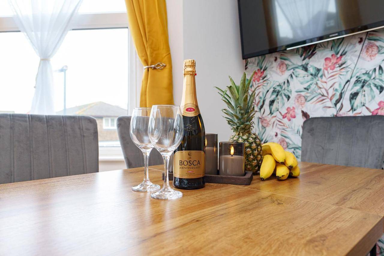 Entire apartment, Three-Bedroom Apartment in Bognor Regis, West Sussex