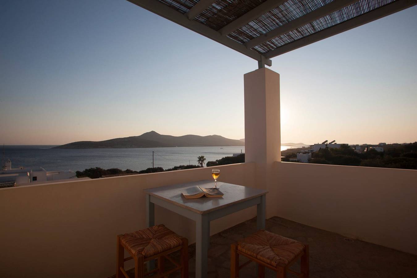 Appartement entier, Appartement de vacances pour 2 personnes avec terrasse in Unité régionale de Paros