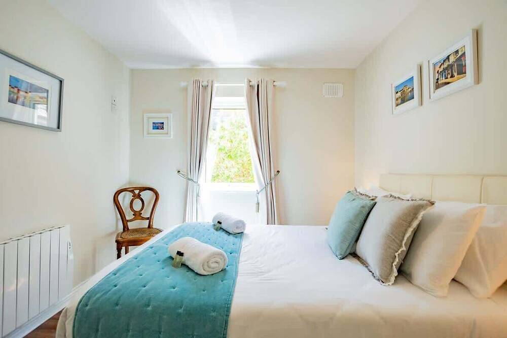 Ganze Wohnung, Traditional Irish Townhouse in the Galway Dockland in Eyre Square, Galway