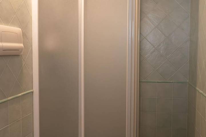 Appartamento intero, West Apartment (2+2 pax) Fiocchina magic place - Salò - Garda Lake in Salò, Prealpi Gardesane