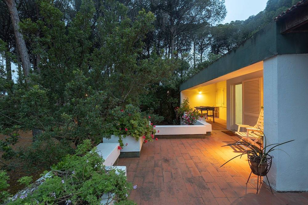 Villa pour 8 Personnes dans Santa Margherita di Pula, Région de Pula