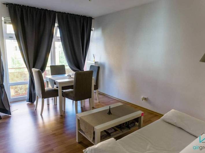 Ferienwohnung für 2 Personen, mit Balkon in München - 3