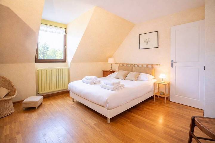 Location de vacances pour 8 personnes, avec terrasse et jardin à Pocé-sur-Cisse - 4