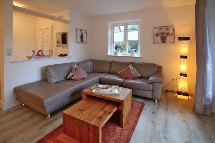 Ganze Wohnung, Ferienwohnung im Zentrum von Wyk, 3- Zimmer auf ca.45m² im Eg in Wyk auf Föhr (Stadt), Wyk auf Föhr