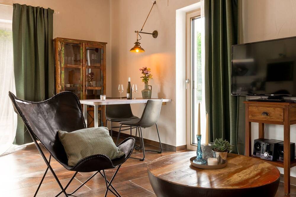 Ganze Wohnung, Im Urlaub zu Hause - Ihr Apartment an der Mosel in Zeltingen-Rachtig, Bernkastel-Kues & Umgebung