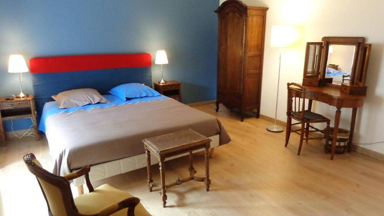Double Room with Garden View in Athis, Marne