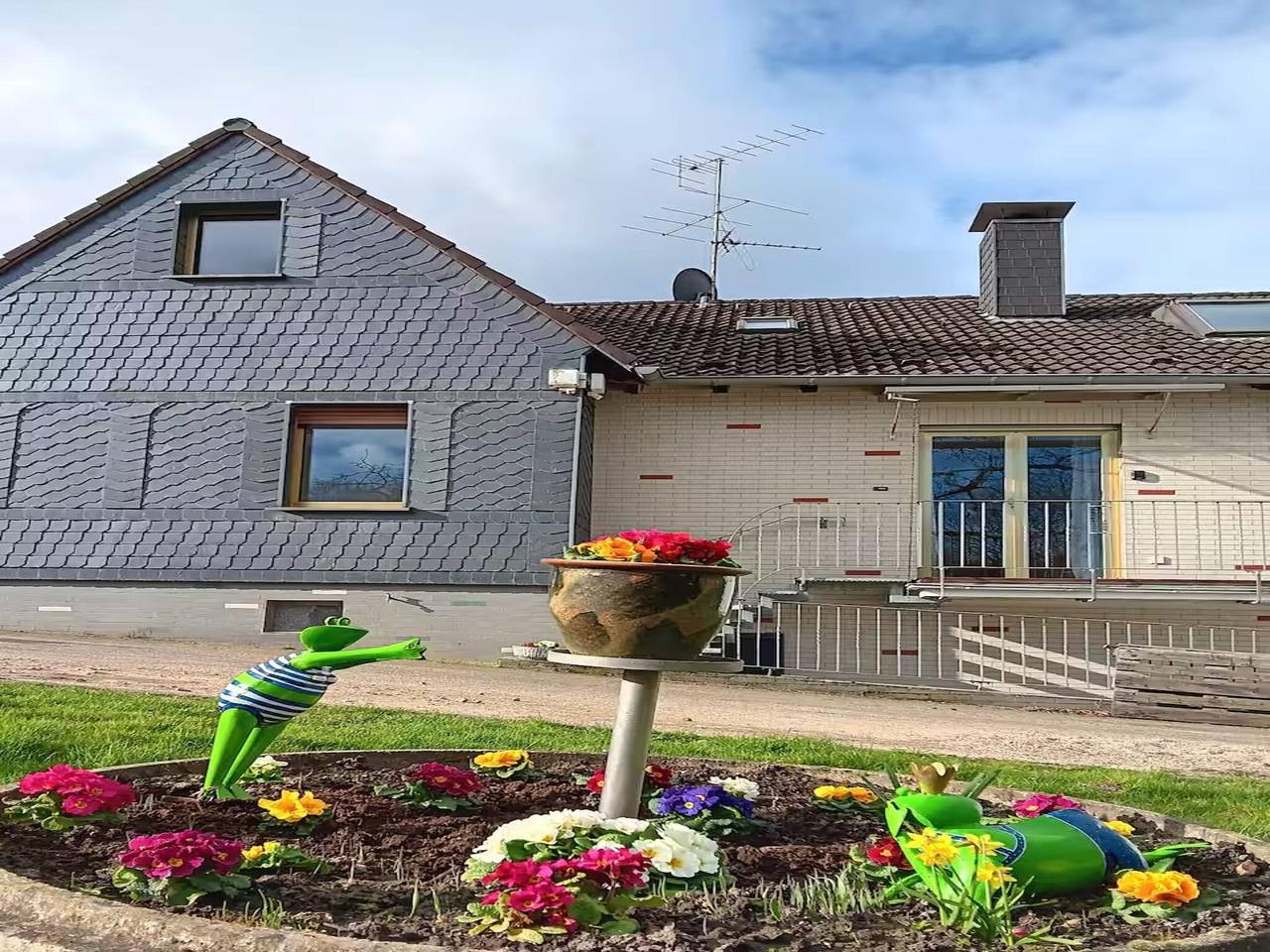 Ganze Ferienwohnung, Ferienwohnung in Waldnähe in Burscheid, Rheinisch-Bergischer Kreis