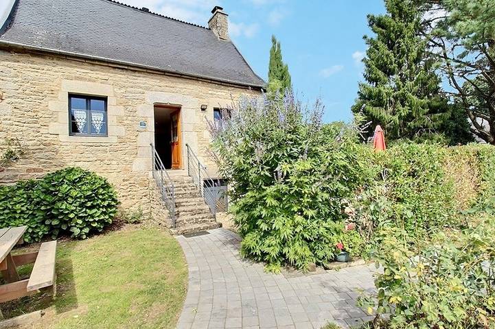 Gîte pour 4 personnes, avec jardin et terrasse, animaux acceptés