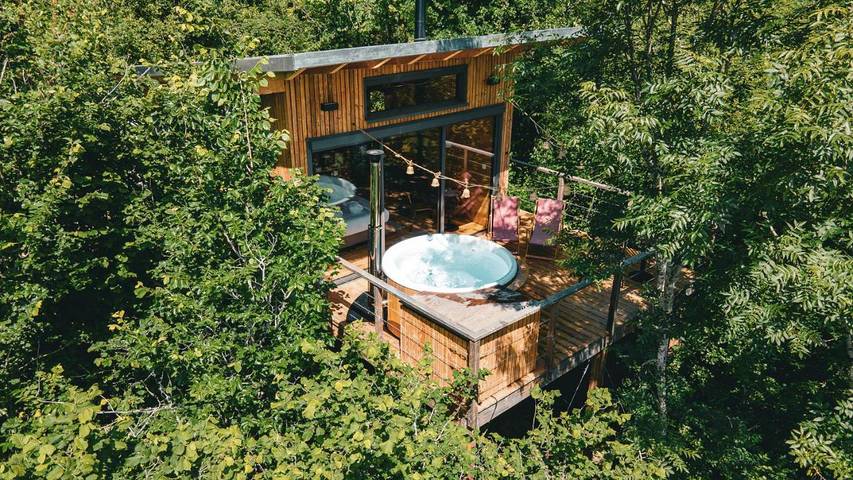 Hotel para 2 personas, con jardín además de piscina y vistas, Se admiten mascotas - 1