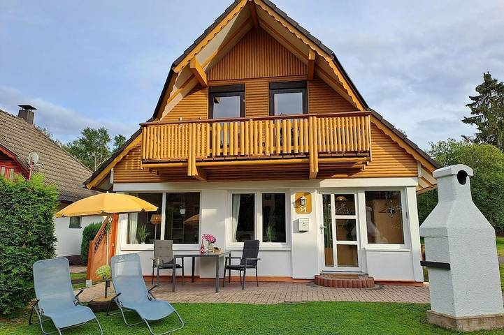 Ferienhaus für 6 Personen, mit Pool und Garten, mit Haustier am Silbersee