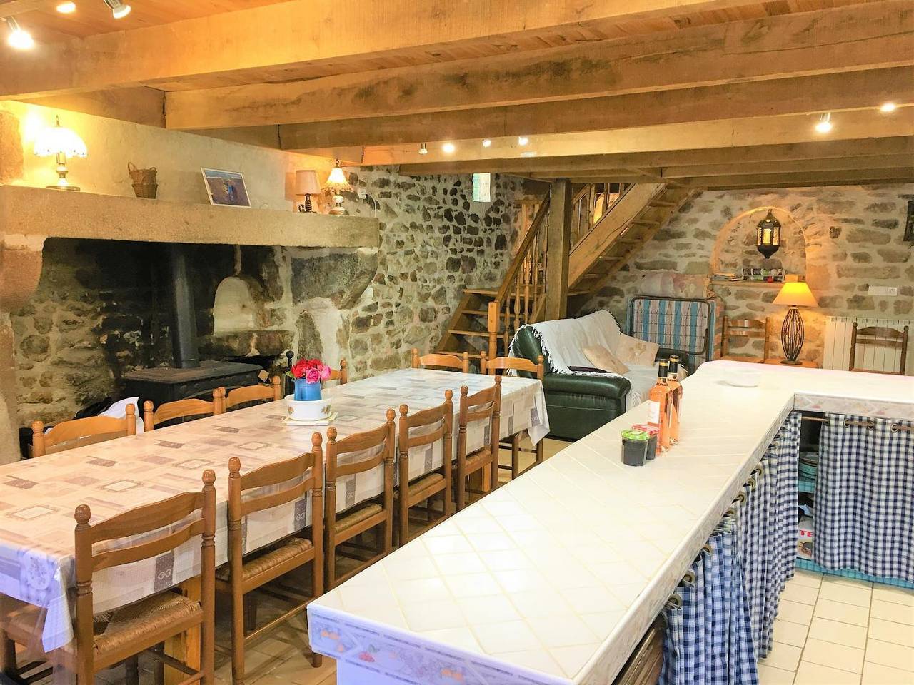 Gite Doux Séjour (23G1403) in Faux-Mazuras, Région de Guéret