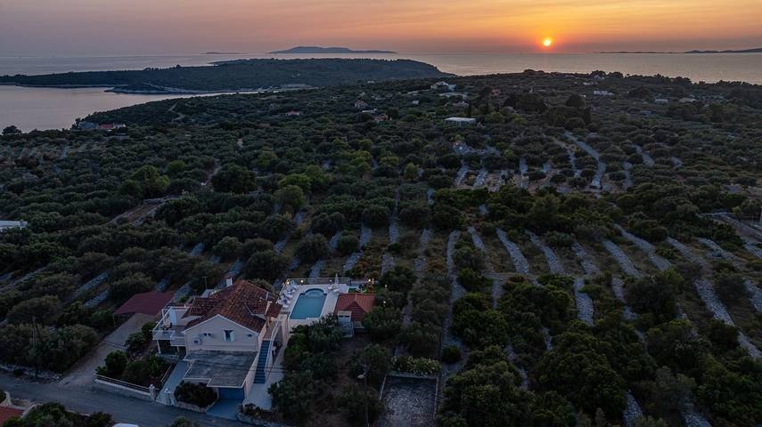 Ferienhaus mit privatem Pool in Vela Luka, Korcula