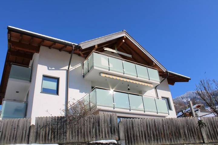 Ferienwohnung für 4 Personen, mit Balkon und Ausblick - 1