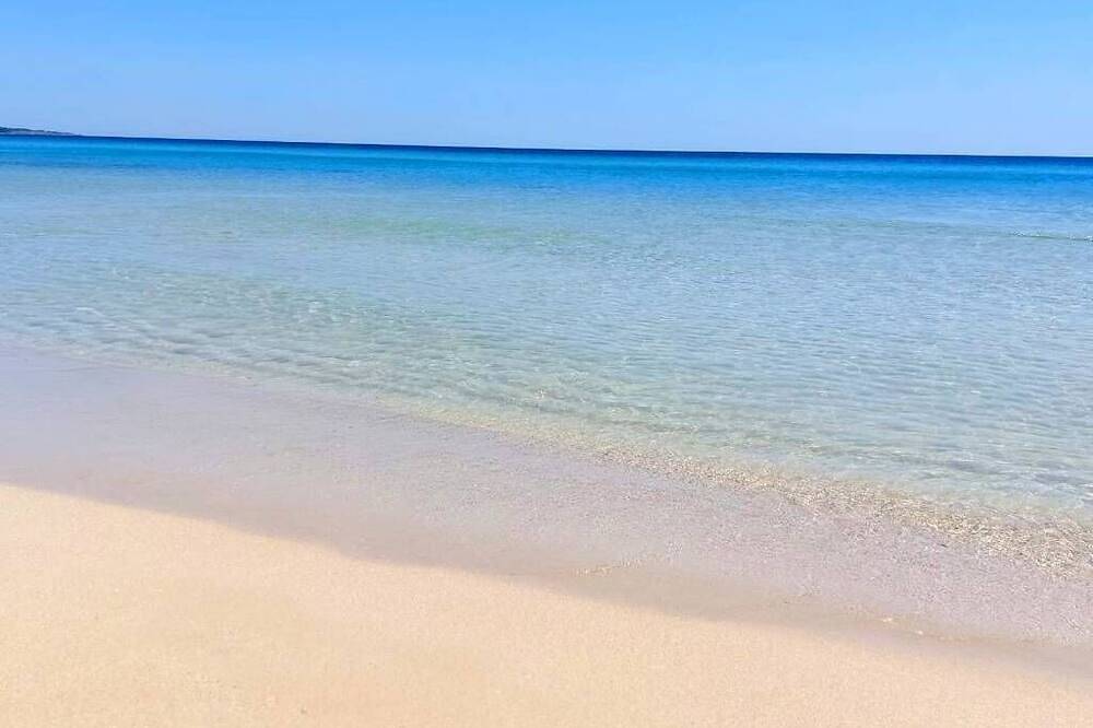 Entire apartment, Tulip house with sea view in Torre Vado in Torre Vado, Gulf of Taranto