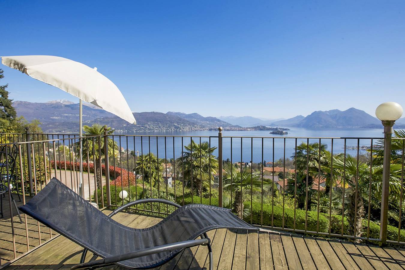 Ganze Wohnung, Villa Anna Isole Borromee Nr. 07 in Baveno, Comune di Baveno