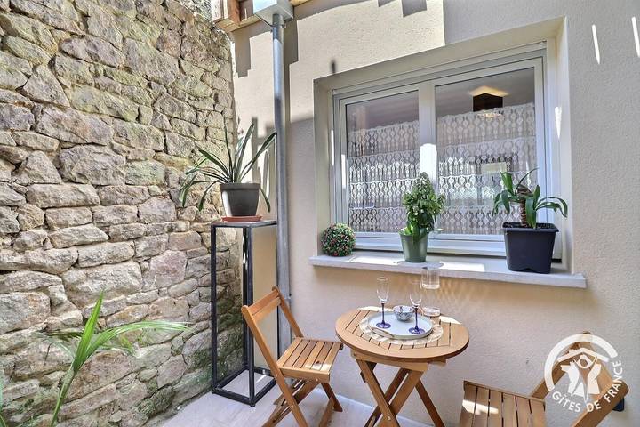 Gîte pour 2 personnes, avec Terrasse et Vue en Ille-et-Vilaine