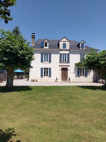 Chambre d’hôte pour 6 personnes, avec piscine et jardin à Montaut (Pyrénées-Atlantiques)