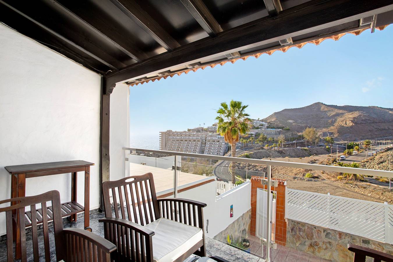 Appartement entier, Appartement de vacances 'Casa Los Caideros' avec vue sur la mer, piscine partagée et Wi-Fi in La Verga, Mogán