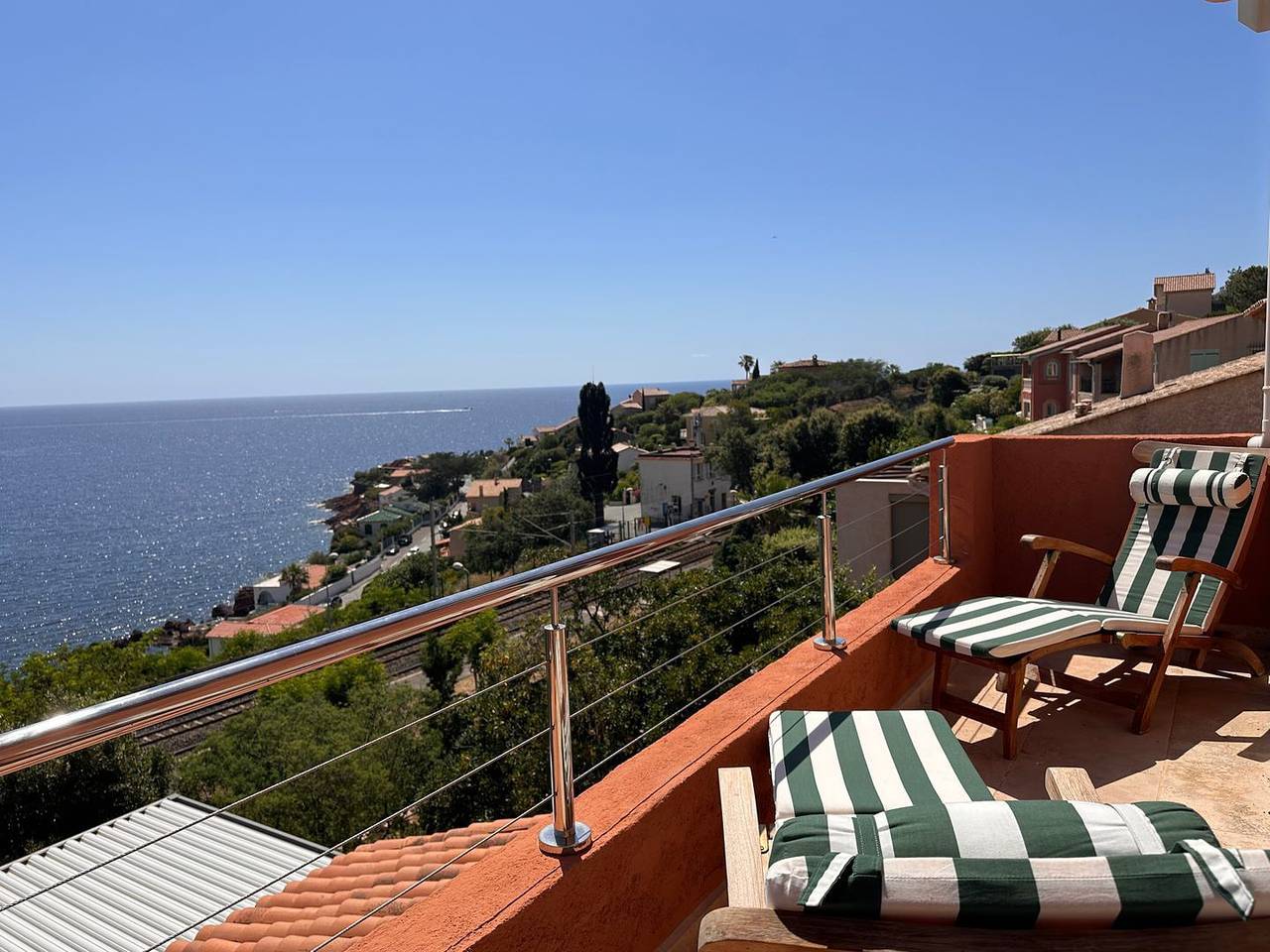 Appartement entier, Appartement de vacances pour 4 personnes avec balcon in Anthéor, Saint-Raphaël