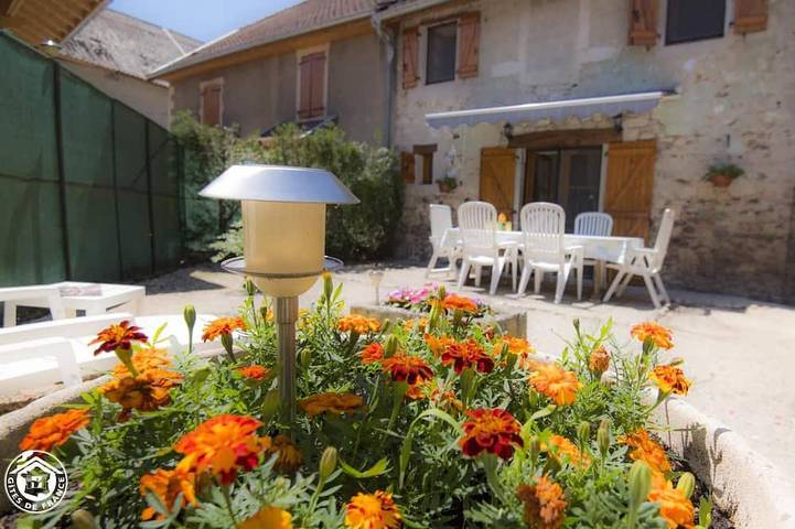 Location de vacances pour 6 personnes à Peyrieu