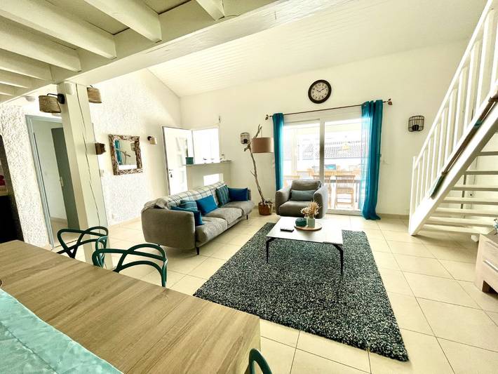 Location de vacances pour 10 personnes, avec terrasse et jardin à Lacanau - 4