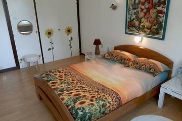 Villa pour 9 Personnes dans Saint-Thibault-des-Vignes, Seine-et-Marne, Photo 3