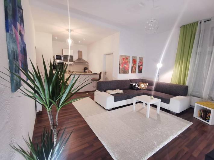 Ferienwohnung für 3 Personen, mit Terrasse und Garten