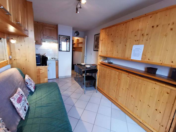 Ganzes Studio, Renoviertes Studio nahe Zentrum, tolle Aussicht, max. 4 Pers in Prapoutel, Les Adrets