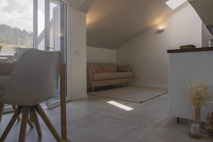 Appartamento per 4 persone, con balcone in Gavirate