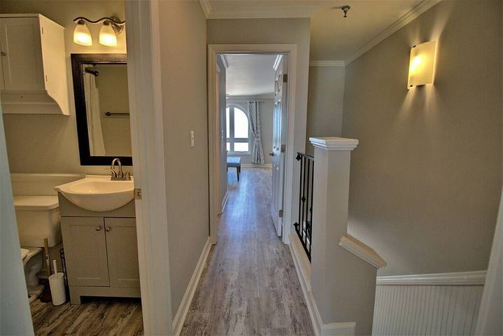 Vacation rental for 6 people, with balcony and pool in Topsail Island