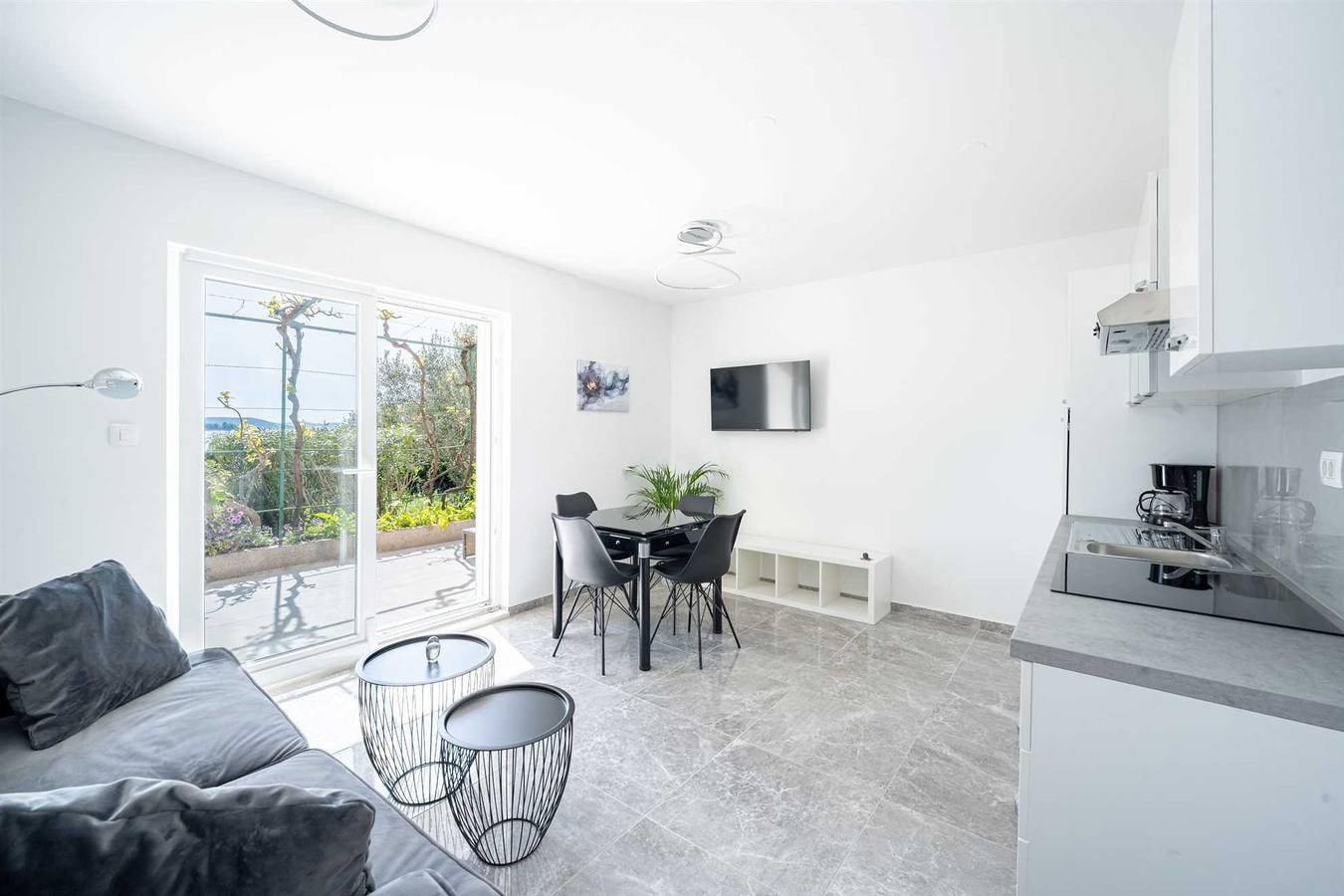 Appartamento vacanze a Srima a partire da 96€ a notte