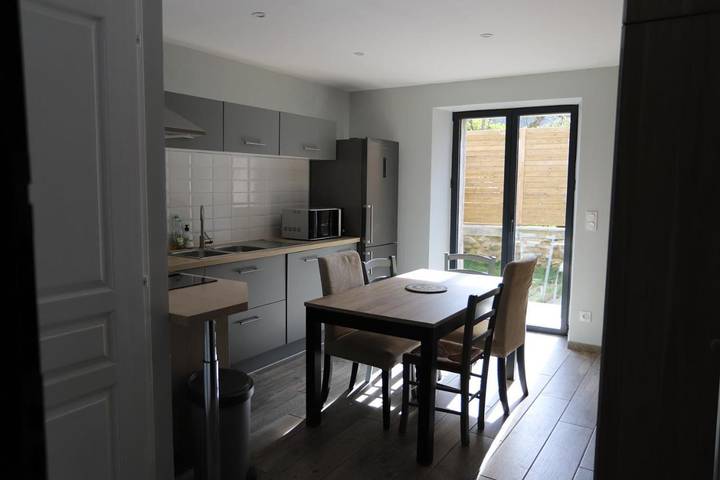 Appartement de vacances pour 6 personnes, avec terrasse et jardin