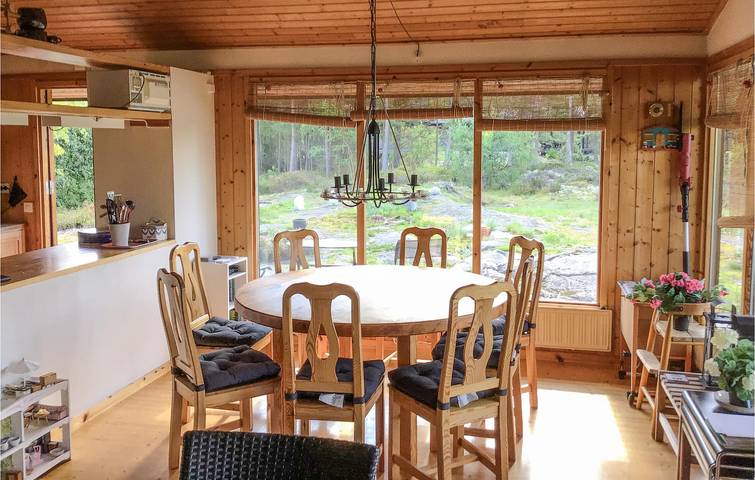 Ferienhaus für 6 Personen mit Sauna in Ingarö