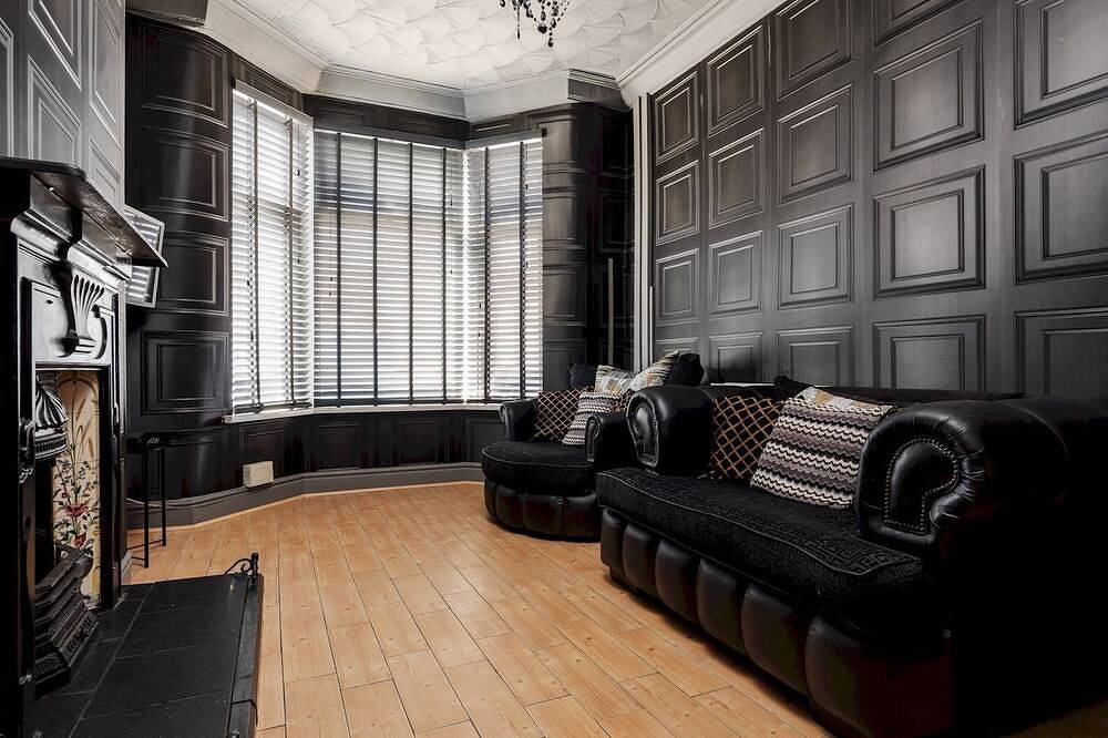 Glamping for 6 People in Liverpool, Merseyside