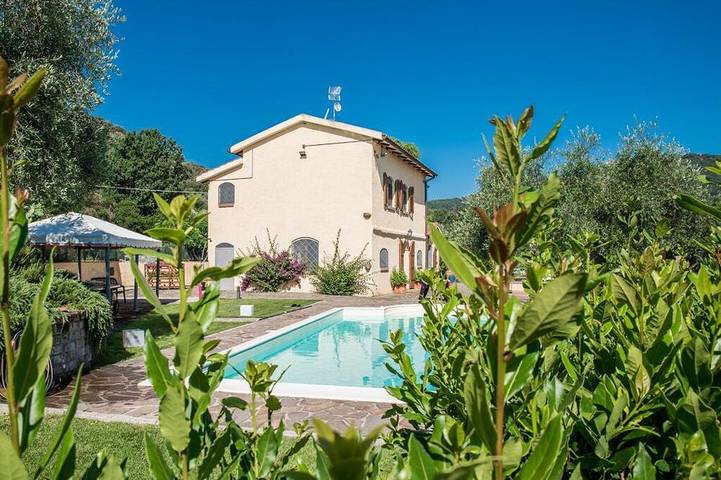 Villa für 12 Personen, mit Garten und Whirlpool in Castiglione della Pescaia - 3