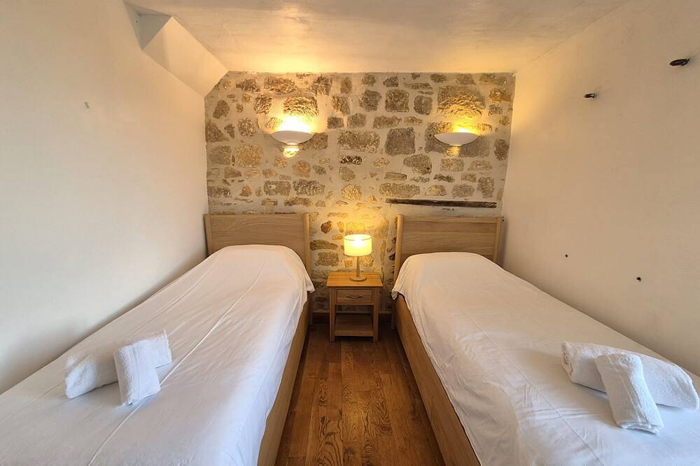 **Nouveau** Adorable cottage avec piscine privée Dans la bastide de Domme, in Domme, Périgord Noir