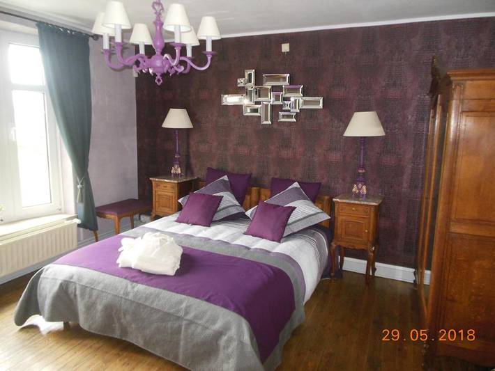 Chambre d’hôte pour 4 personnes, avec Terrasse ainsi que Jardin et Vue à Gembloux