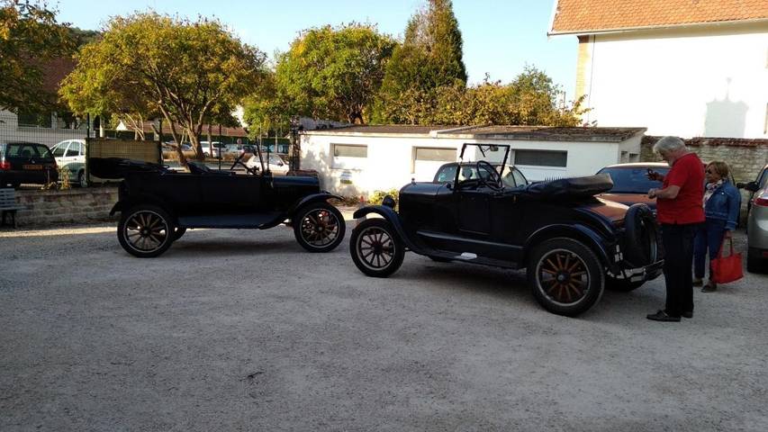 Hôtel pour 35 personnes, avec jardin à Montbard - 2