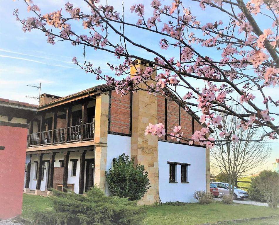 Apartamento entero, Two-Bedroom Apartment in Polanco, Costa de Cantabria